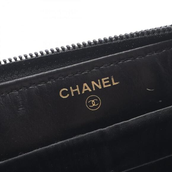 CHANEL Black Leather Logo Wallet - Picture 4 of 11